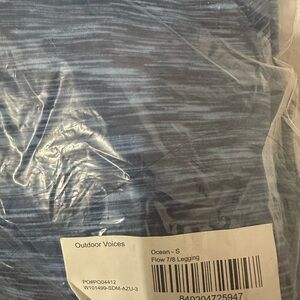 Outdoor Voices NWT 7/8 Flow Ocean Flow Leggings
